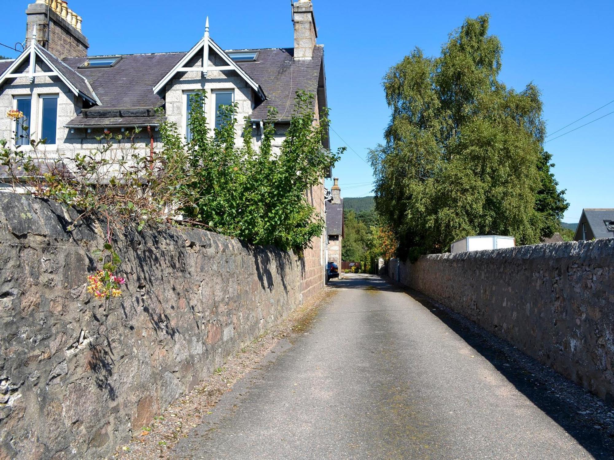 Darroch View Villa Ballater Exterior photo